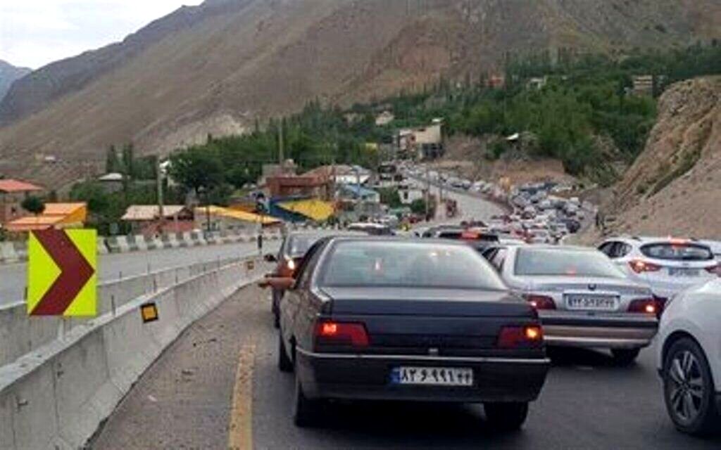 ترافیک سنگین در محور هراز و ورودی‌های تهران/ این مسیرها مسدود هستند