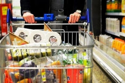 کالای اساسی تامین است/ مردم نگران افزایش قیمت‌ها نباشند 