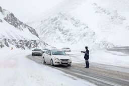 بارش برف و باران در ۱۰ استان/ ترافیک در ۳ آزاد راه