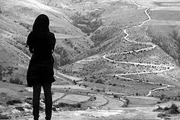 زندگی سیاه دختری که بعد از طلاق والدینش به بیراهه رفت