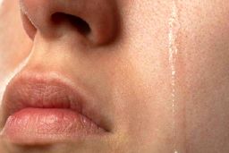 سرگذشت تلخ زنی که در ۱۳ سالگی ازدواج کرد