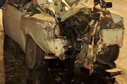 وانت پیکان در تصادف با تریلی چه شکلی شد؟/ عکس