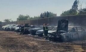آتش گرفتن ۲۸ خودرو در پارکینگ توقیفی‌ها/ عکس