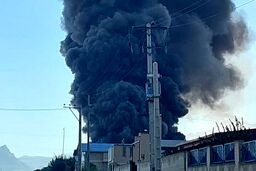 مرگ یک کارگر در آتش سوزی کارخانه در مهدیشهر
