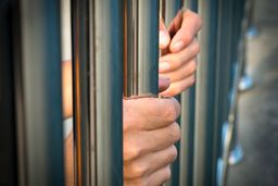 قتل مادر با دمبل