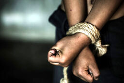 نجات مرد بدهکار از چنگ آدم‌ربایان مسلح