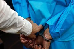 مردی مادر ۸۳ ساله خود را به قتل رساند