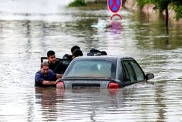 فیلمی از لحظه شروع سیل در مهشد