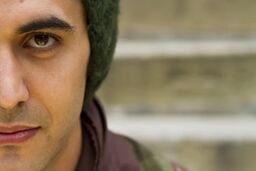 بیوگرافی پاشا رستمی، بازیگر نقش حامد در سریال لحظه گرگ و میش