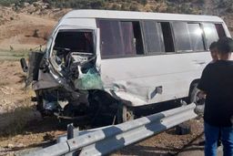 2 کشته و 12 زخمی در حادثه برای مینی بوس حامل کارگران