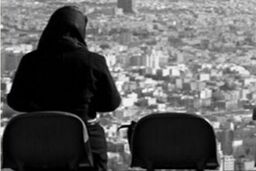 دختر 14 ساله: ناپدری‌ام قصد دست درازی داشت، از خانه فرار کردم