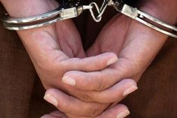 پسر معتاد، پدر و مادرش را در کرج کشت