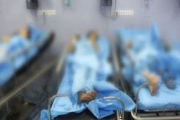 مسومیت ۵۰ نفر در یک تالار