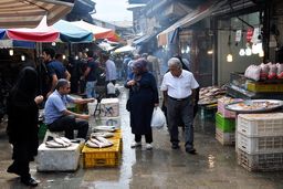 ساماندهی بازاریان رشت/ جزئیات انتقال بازاریان به یک مجتمع تجاری