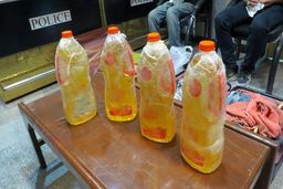 قاچاقچیان، مواد روانگردان را در روغن خوراکی حل کرده بودند