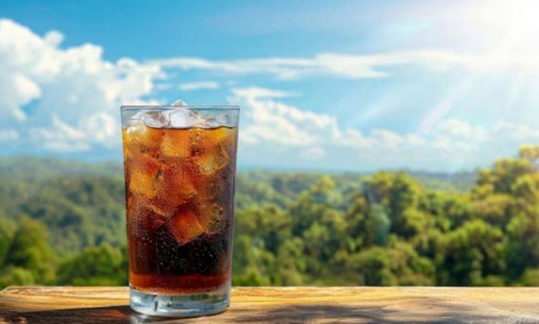 هشدار وزارت بهداشت: نوشابه‌های انرژی‌زا در گرما، خطرناک‌اند