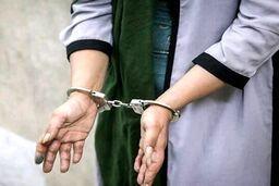 زن متکدی دام بزرگ برای مرد کارخانه‌دار پهن کرد