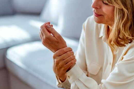 کمبود این ویتامین سبب استخوان درد می‌شود