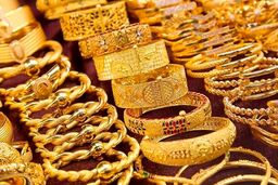 عروس کینه‌ای، طلاهای خانواده شوهرش را با بدل جابه‌جا کرد
